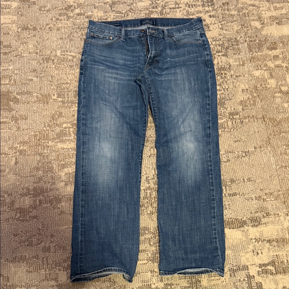 Lucky Brand Men's Straight Leg Blue Jeans